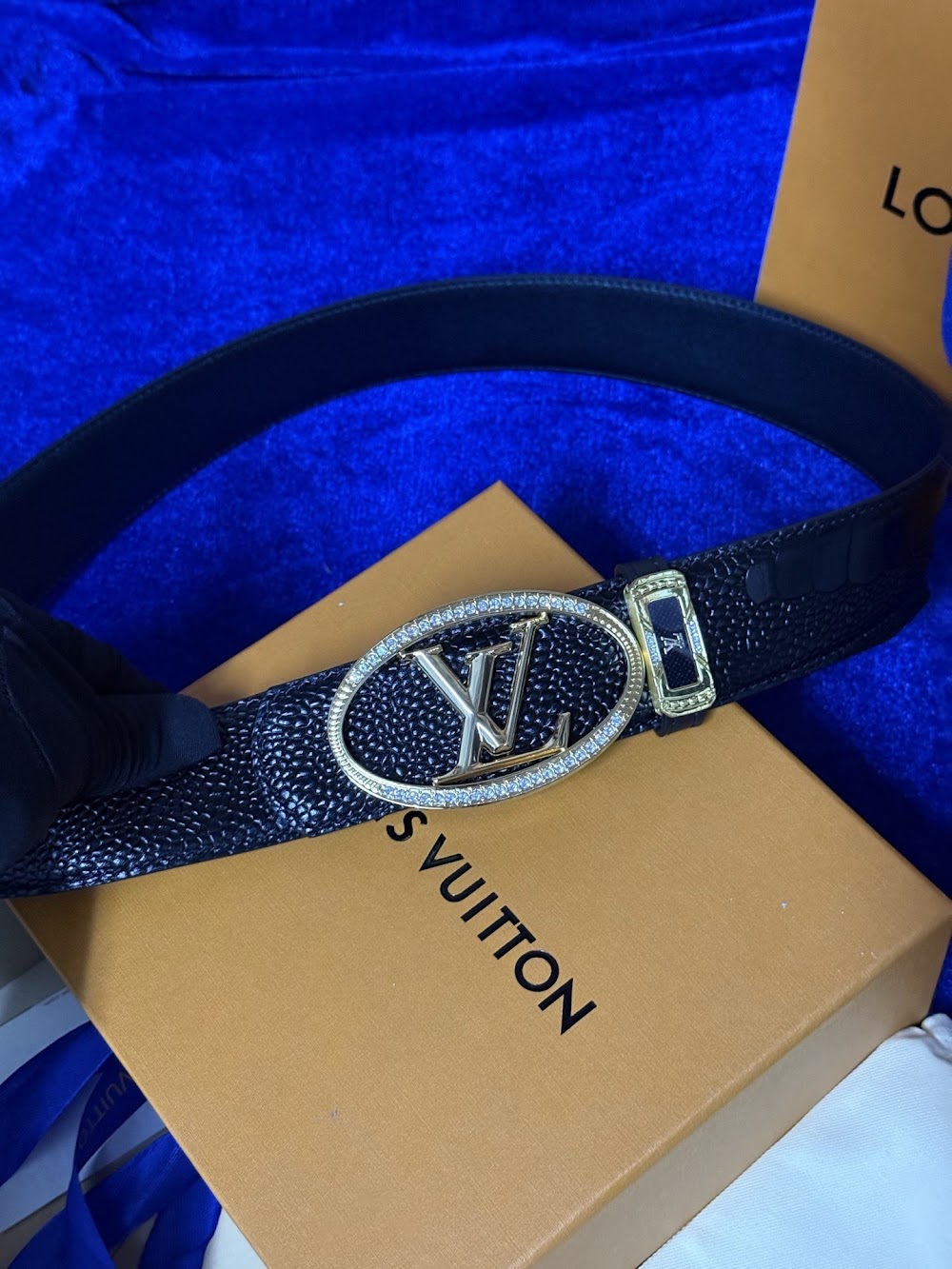 Anum Bags ln Luxury Belt --101011