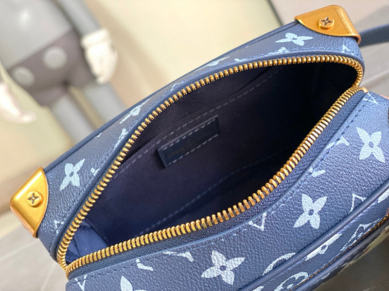 Anum Bags ln Luxury Bag --71371