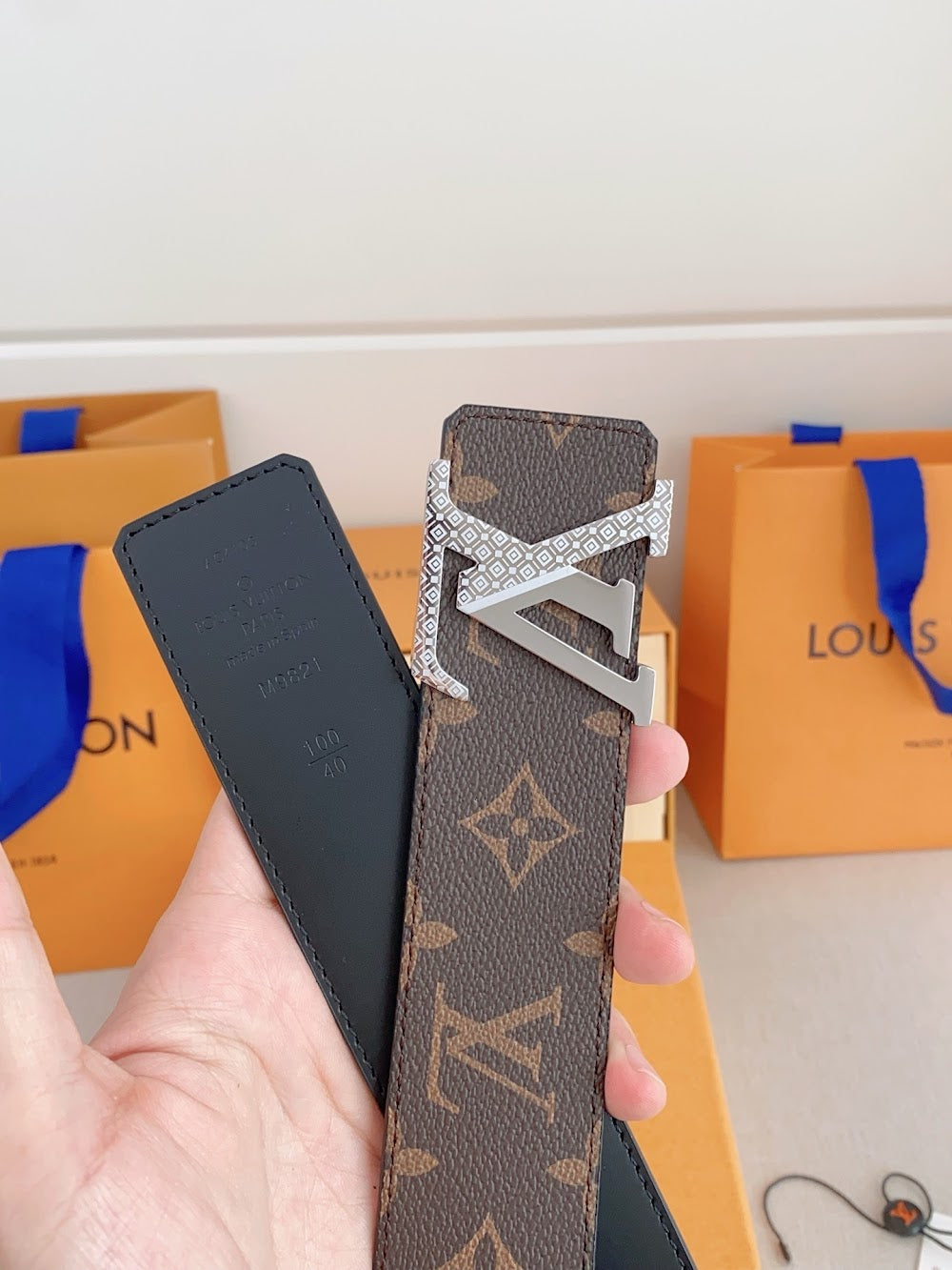 Anum Bags ln Luxury Belt --100511