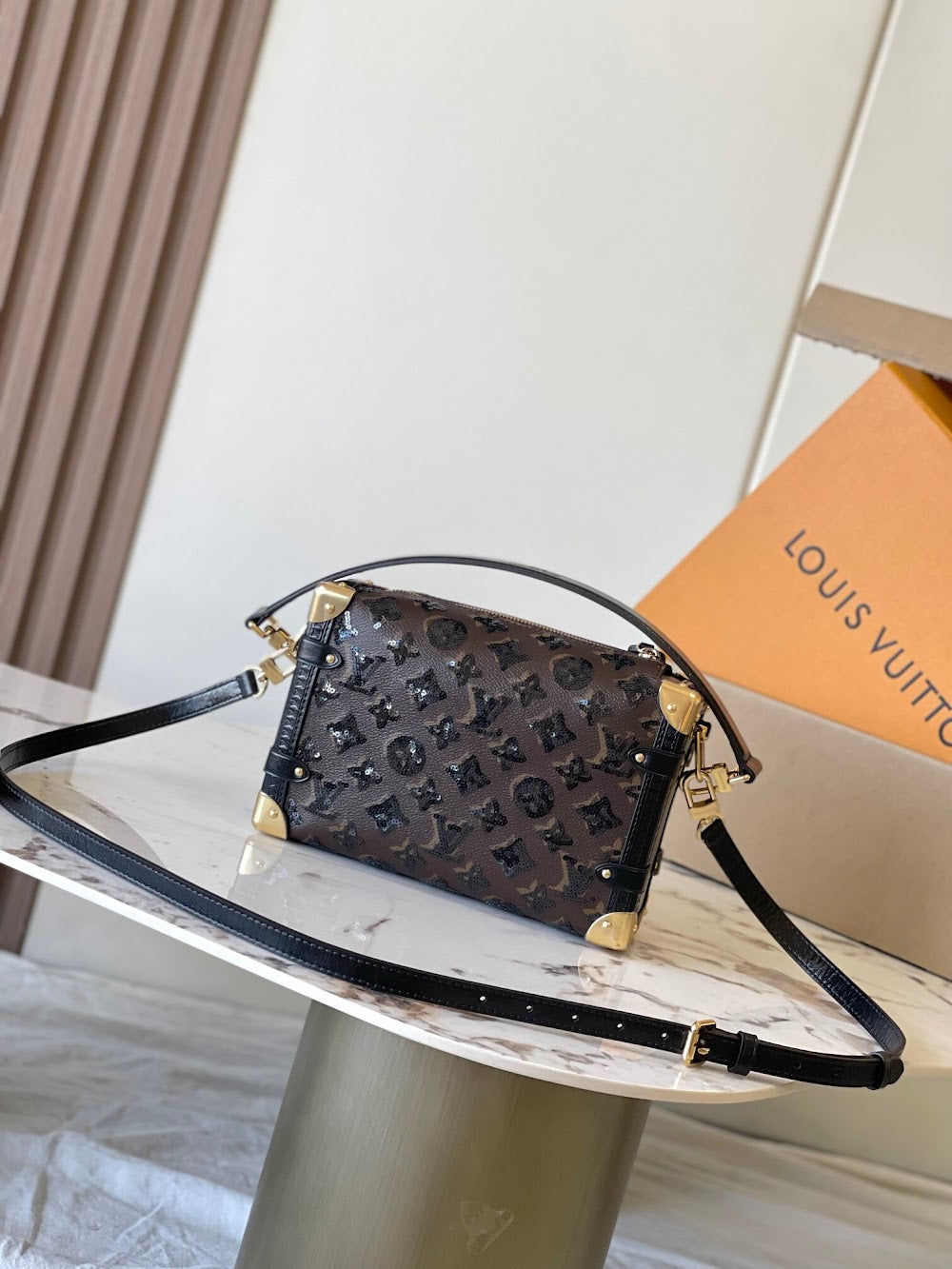 Anum Bags ln Luxury Bag --95562