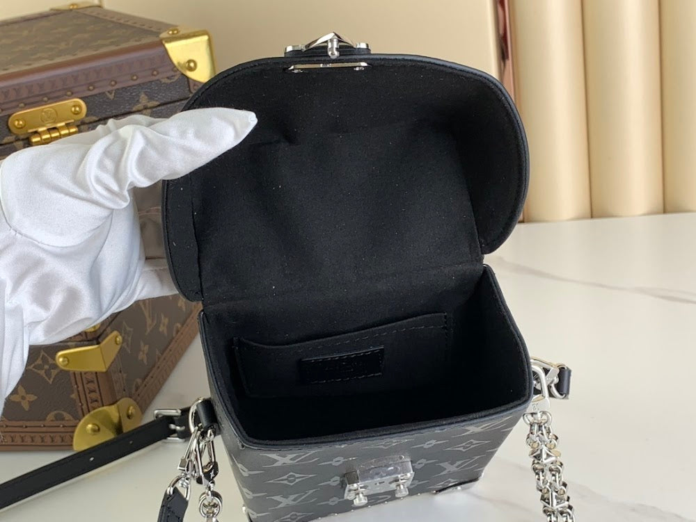 Anum Bags ln Luxury Bag --62310