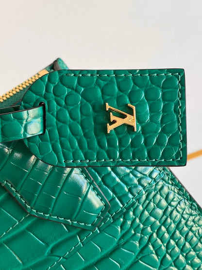 Anum Bags ln Luxury Bag --96199