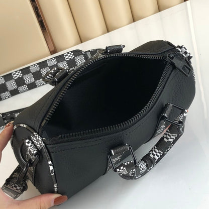 Anum Bags ln Luxury Bag --60588