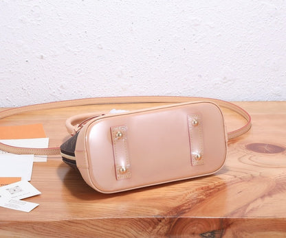 Anum Bags ln Luxury Bag --97245