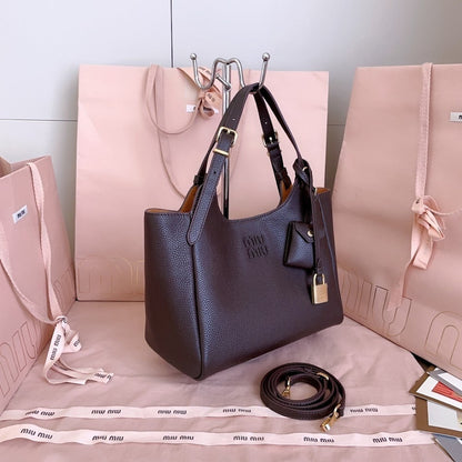 Anum Bags Miun Miun Luxury Bag --122632