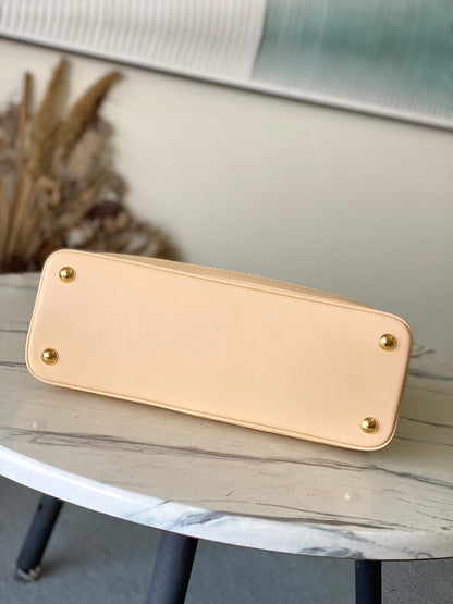 Anum Bags ln Luxury Bag --96603