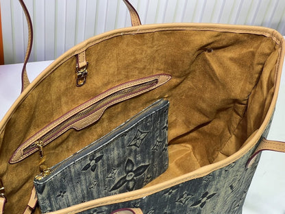Anum Bags ln Luxury Bag --76321
