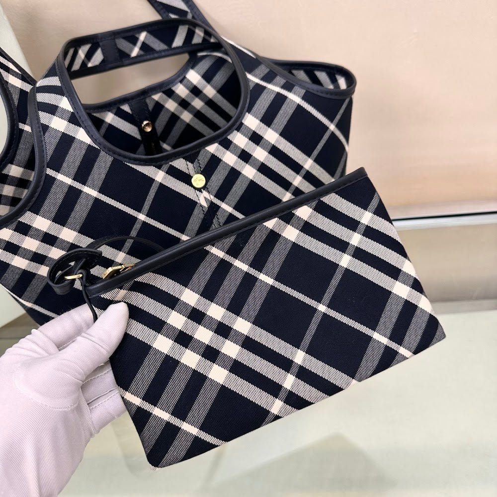 Anum Bags Burberryn Luxury Bag --91772