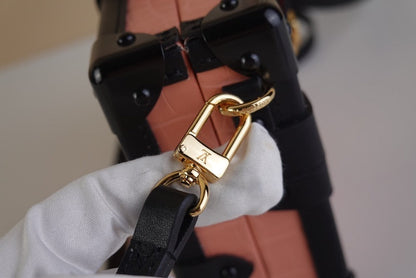 Anum Bags ln Luxury Bag --61283