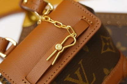 Anum Bags ln Luxury Bag --60125