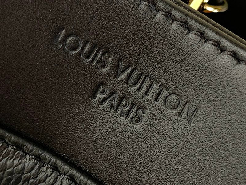 Anum Bags ln Luxury Bag --62848