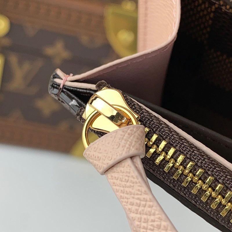 Anum Bags ln Luxury Bag --61782