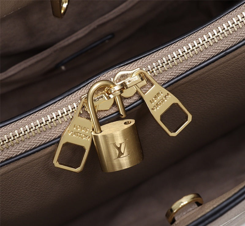 Anum Bags ln Luxury Bag --78097