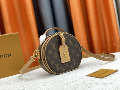 Anum Bags ln Luxury Bag --75663
