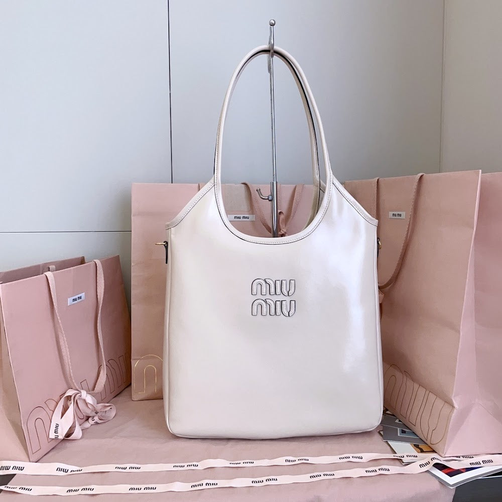 Anum Bags Miun Miun Luxury Bag --122817