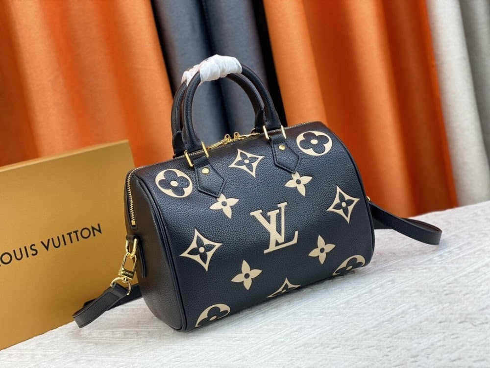 Anum Bags ln Luxury Bag --75772