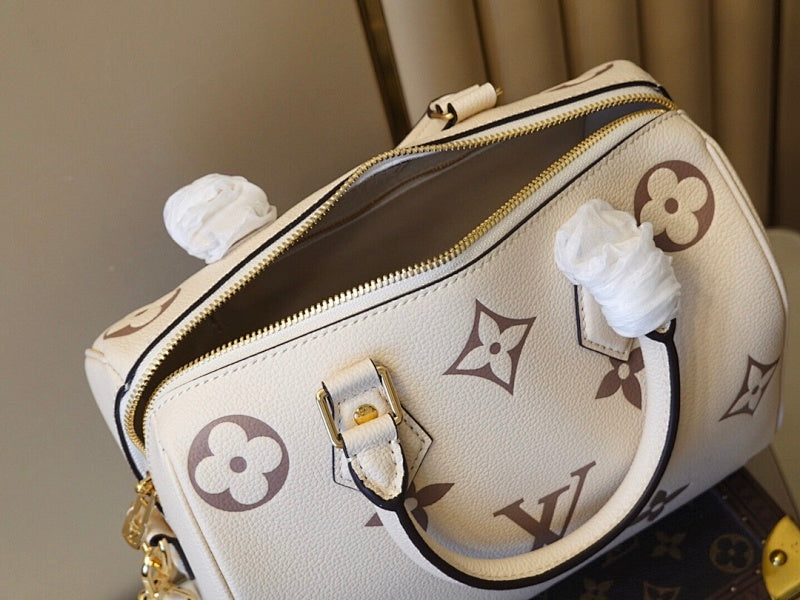 Anum Bags ln Luxury Bag --60278