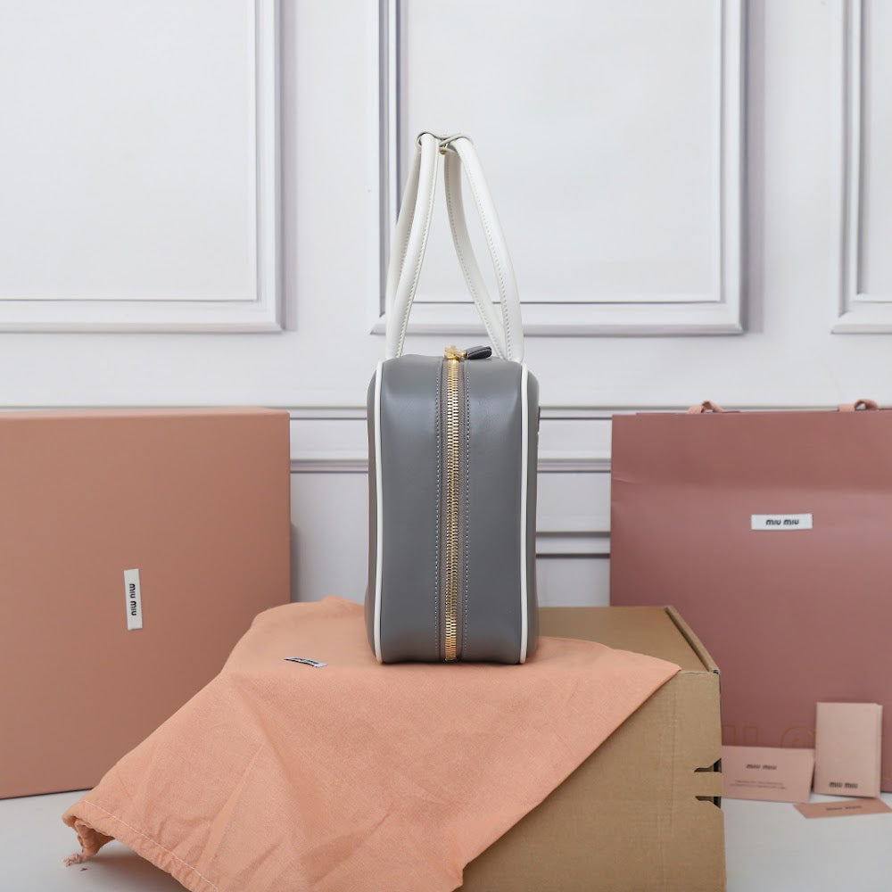 Anum Bags Miun Miun Luxury Bag --123441