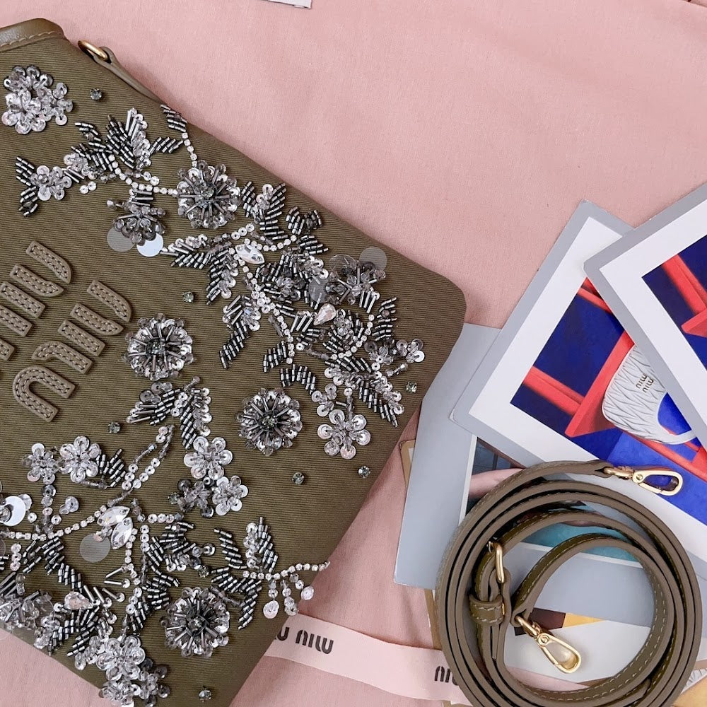 Anum Bags Miun Miun Luxury Bag --122570