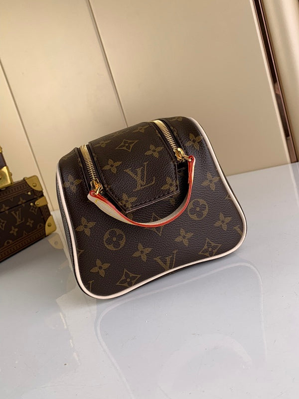 Anum Bags ln Luxury Bag --61043