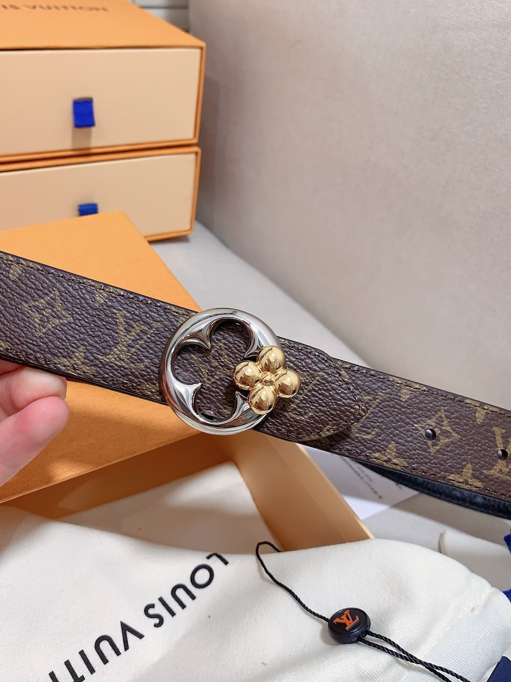 Anum Bags ln Luxury Belt --100302