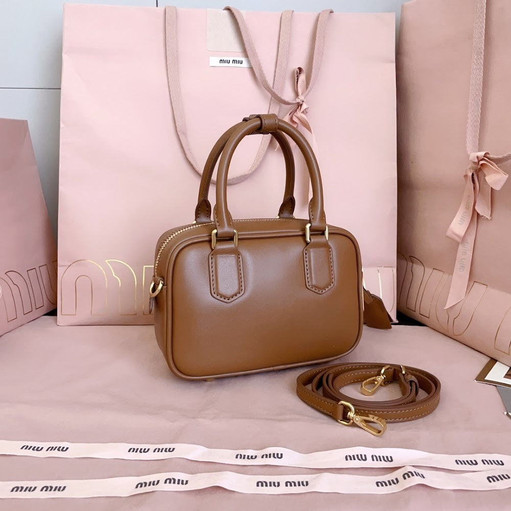 Anum Bags Miun Miun Luxury Bag --123086