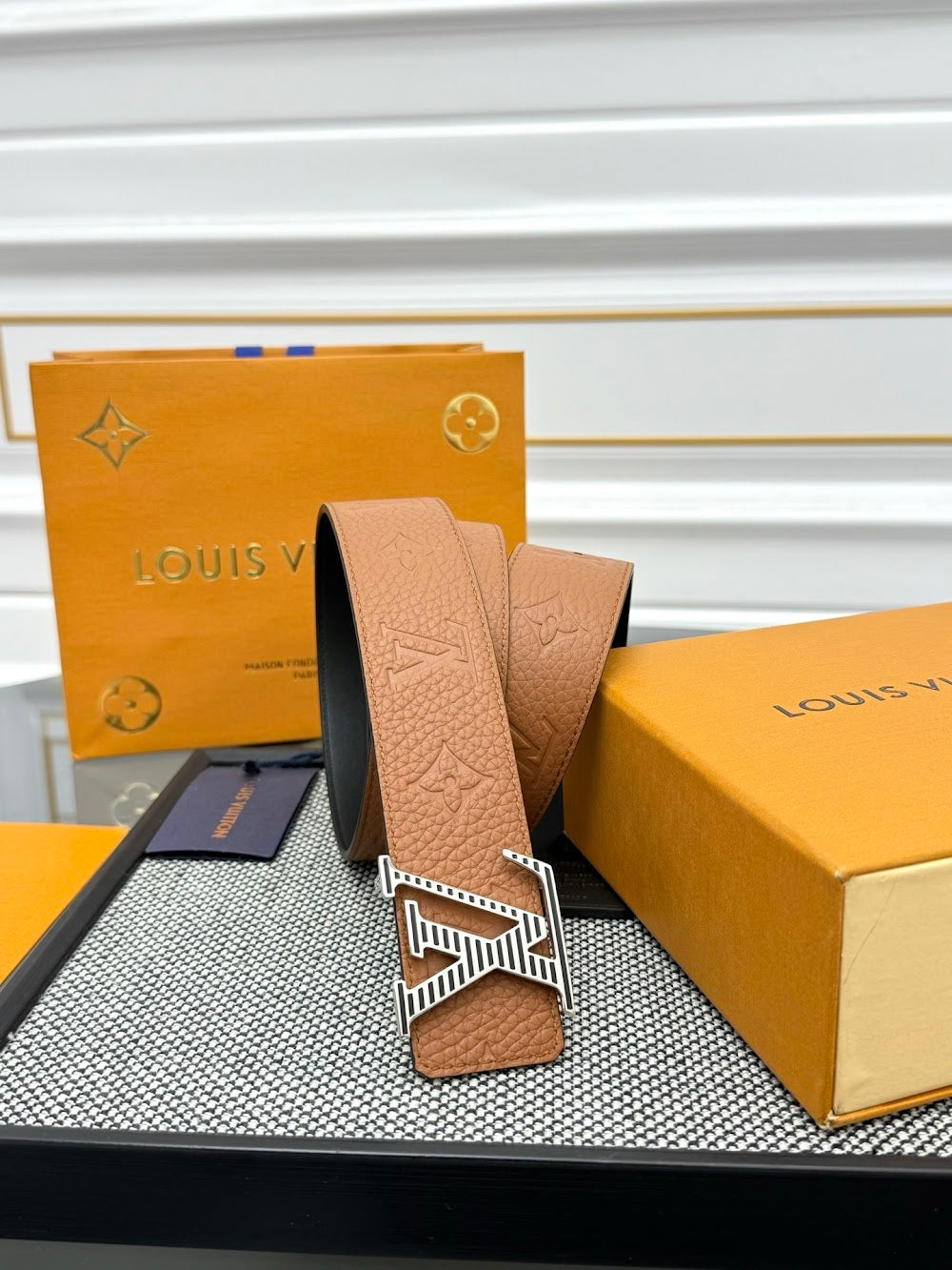Anum Bags ln Luxury Belt --101242