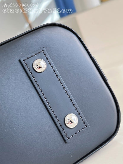 Anum Bags ln Luxury Bag --95810