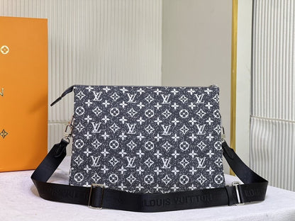 Anum Bags ln Luxury Bag --75777