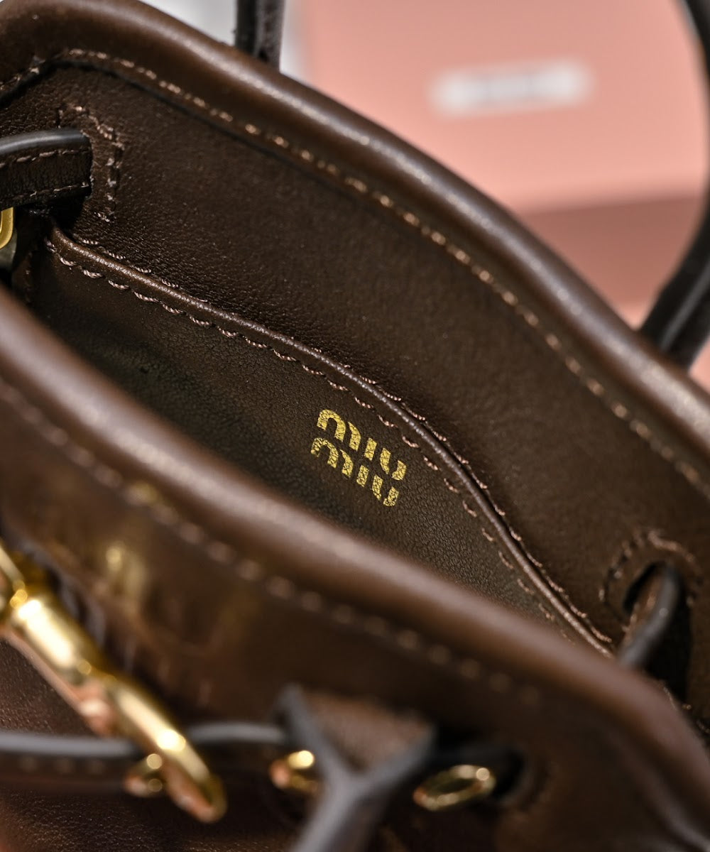 Anum Bags Miun Miun Luxury Bag --123512