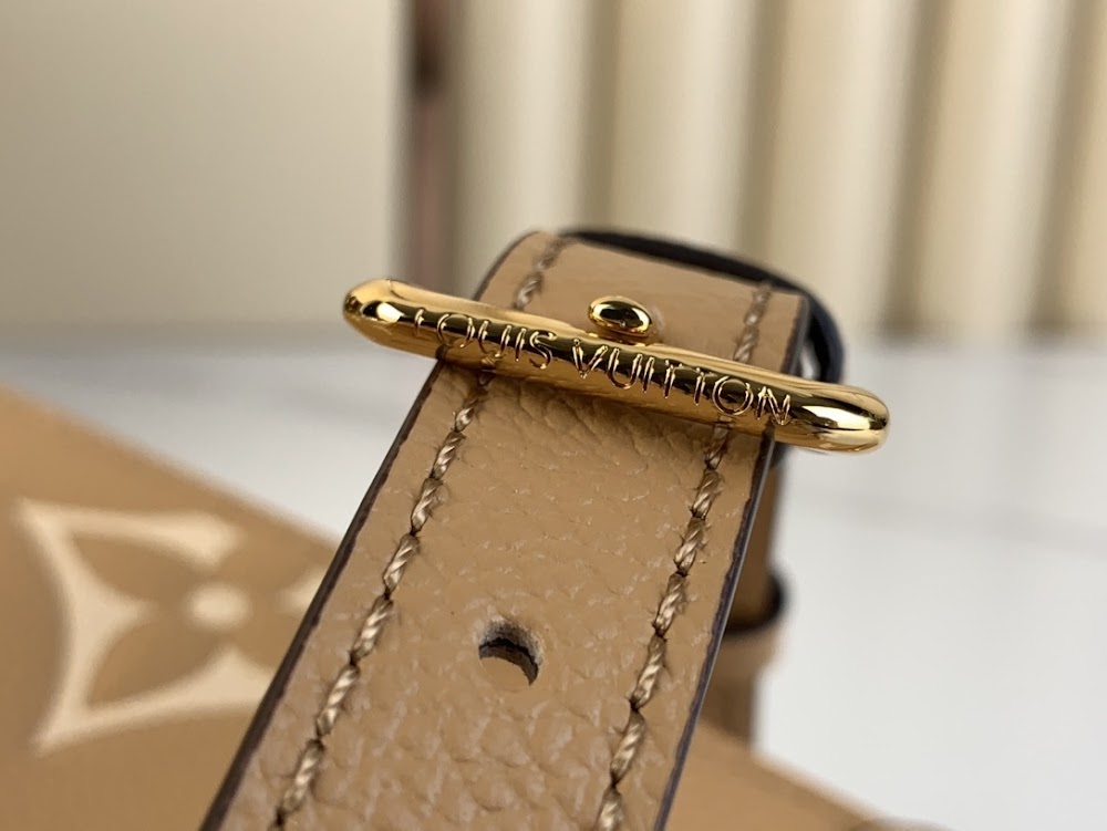 Anum Bags ln Luxury Bag --62379