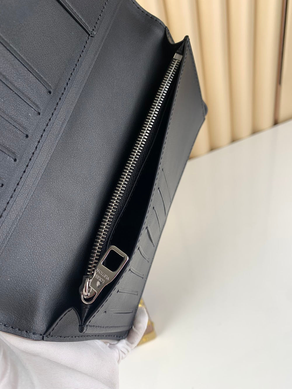 Anum Bags ln Luxury Bag --60614