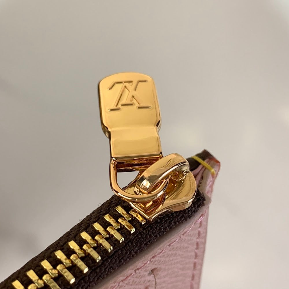 Anum Bags ln Luxury Bag --62797