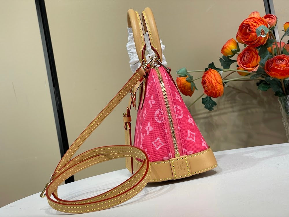 Anum Bags ln Luxury Bag --96278
