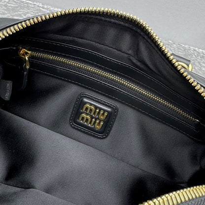 Anum Bags Miun Miun Luxury Bag --123428