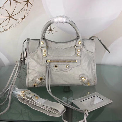 new-luxury-designer-bags-nm21401