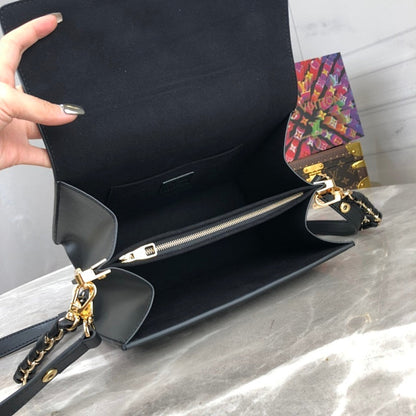 Anum Bags ln Luxury Bag --67130