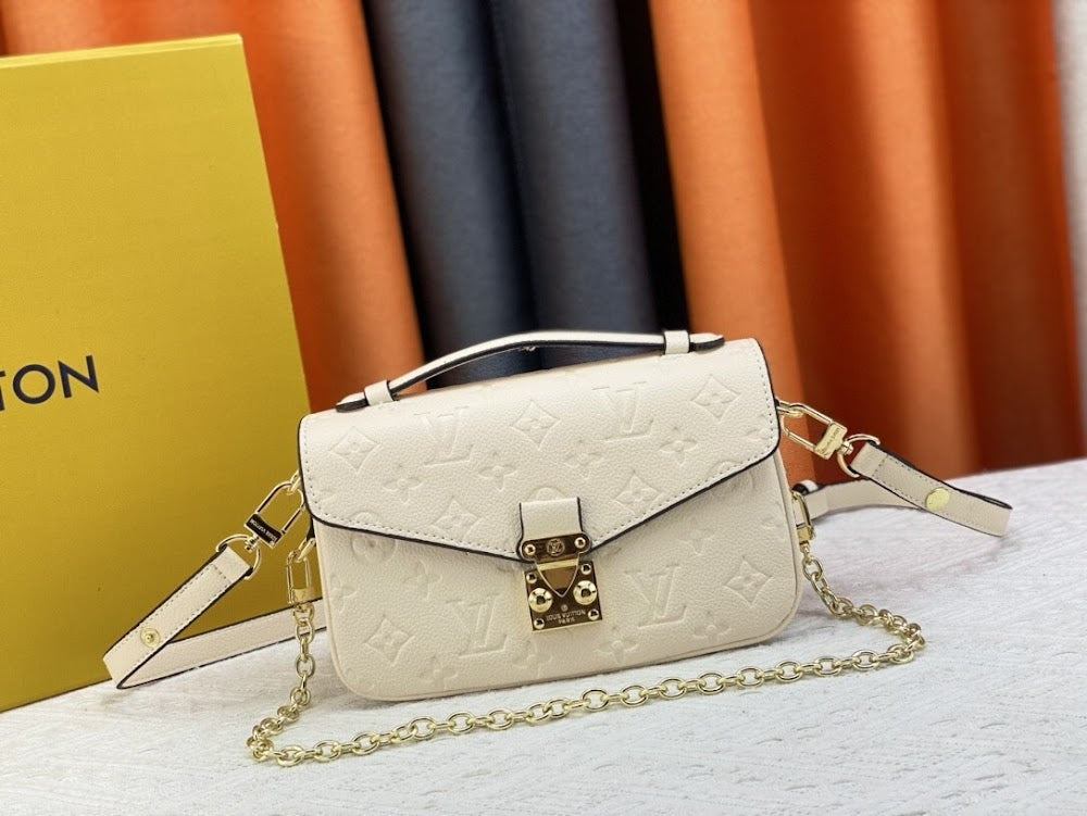 Anum Bags ln Luxury Bag --75897