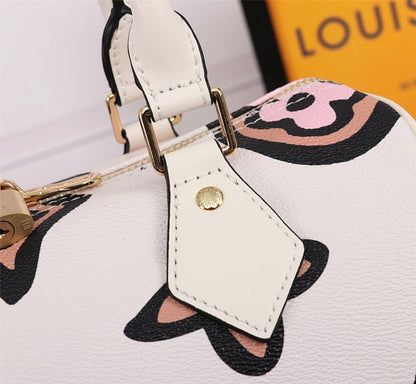 Anum Bags ln Luxury Bag --78147