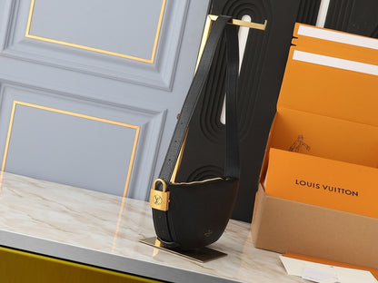 Anum Bags ln Luxury Bag --81502