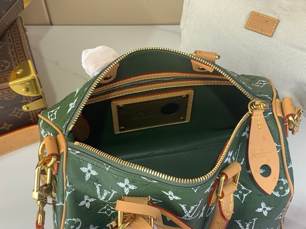 Anum Bags ln Luxury Bag --97585