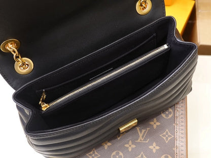 Anum Bags ln Luxury Bag --66600