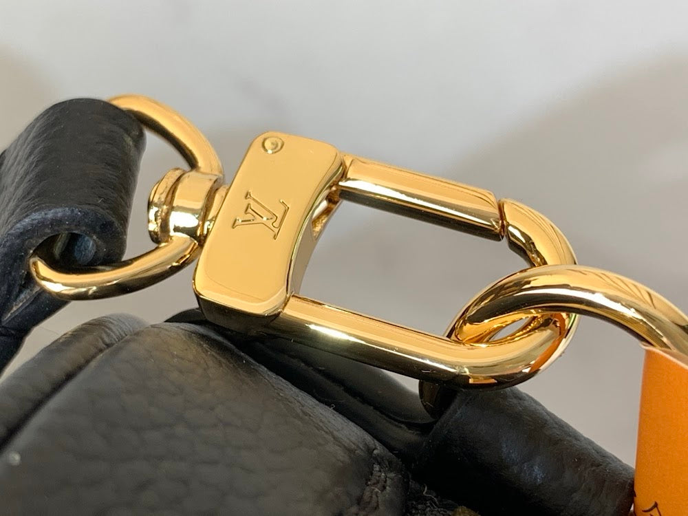 Anum Bags ln Luxury Bag --62907