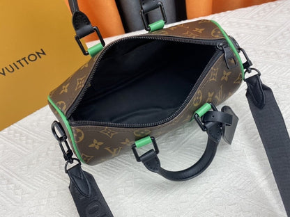 Anum Bags ln Luxury Bag --75702