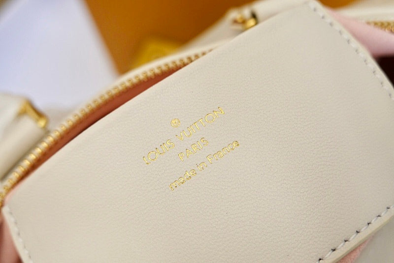 Anum Bags ln Luxury Bag --60189
