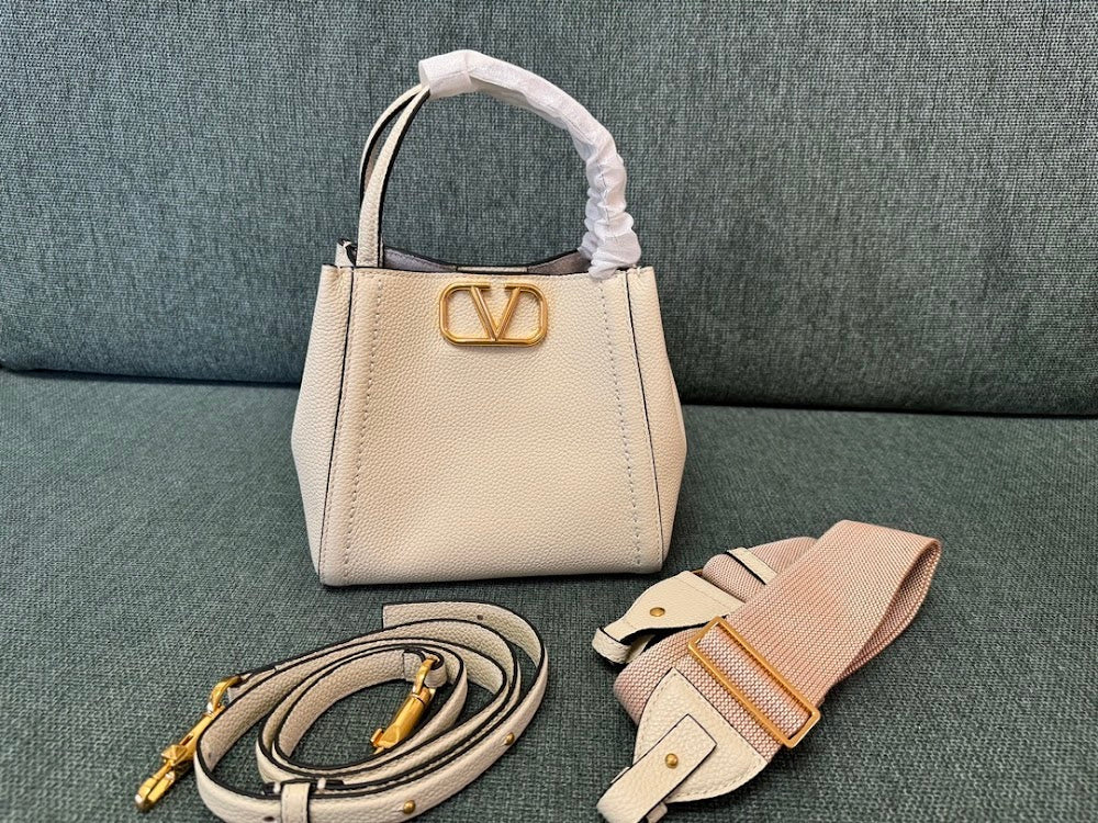 Anum Bags Valentine Luxury Bag --122070