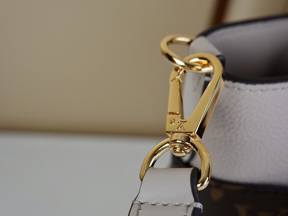 Anum Bags ln Luxury Bag --60308