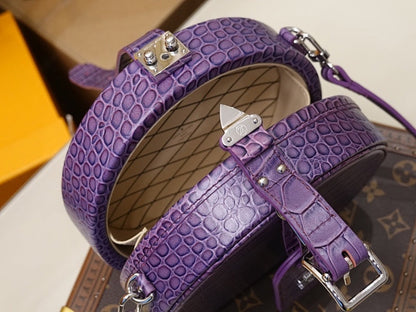 Anum Bags ln Luxury Bag --60222