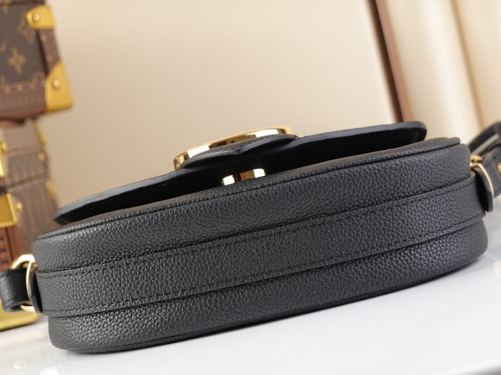 Anum Bags ln Luxury Bag --60388
