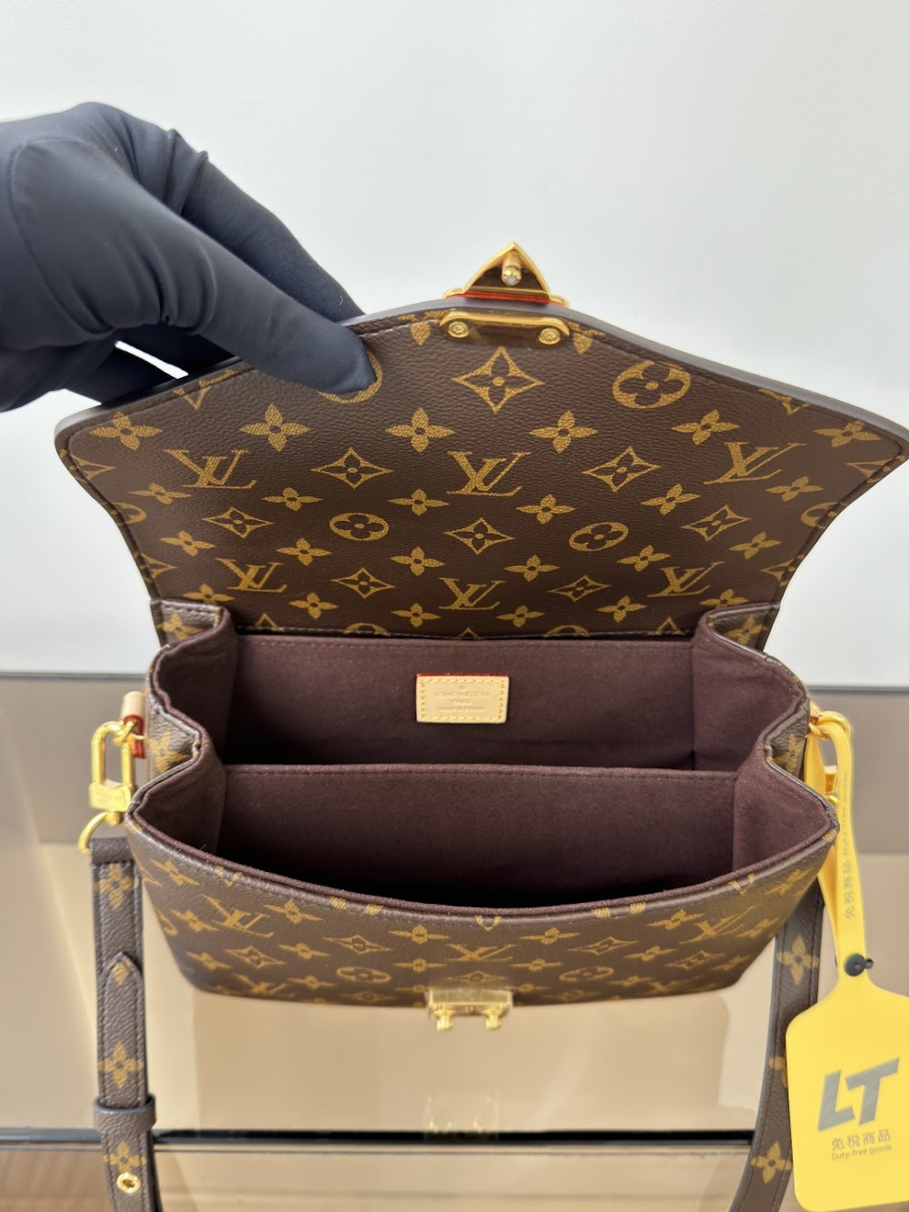 Anum Bags ln Luxury Bag --97341
